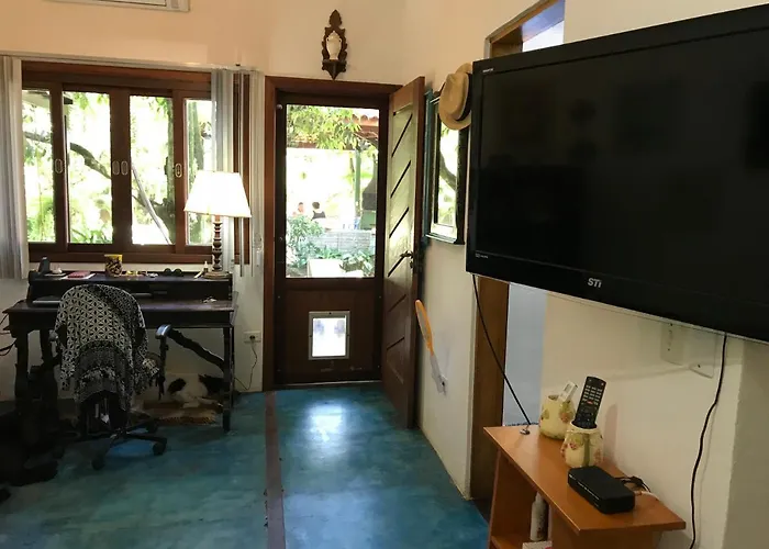 Suíte com Ar + frigobar+ Tv Sky